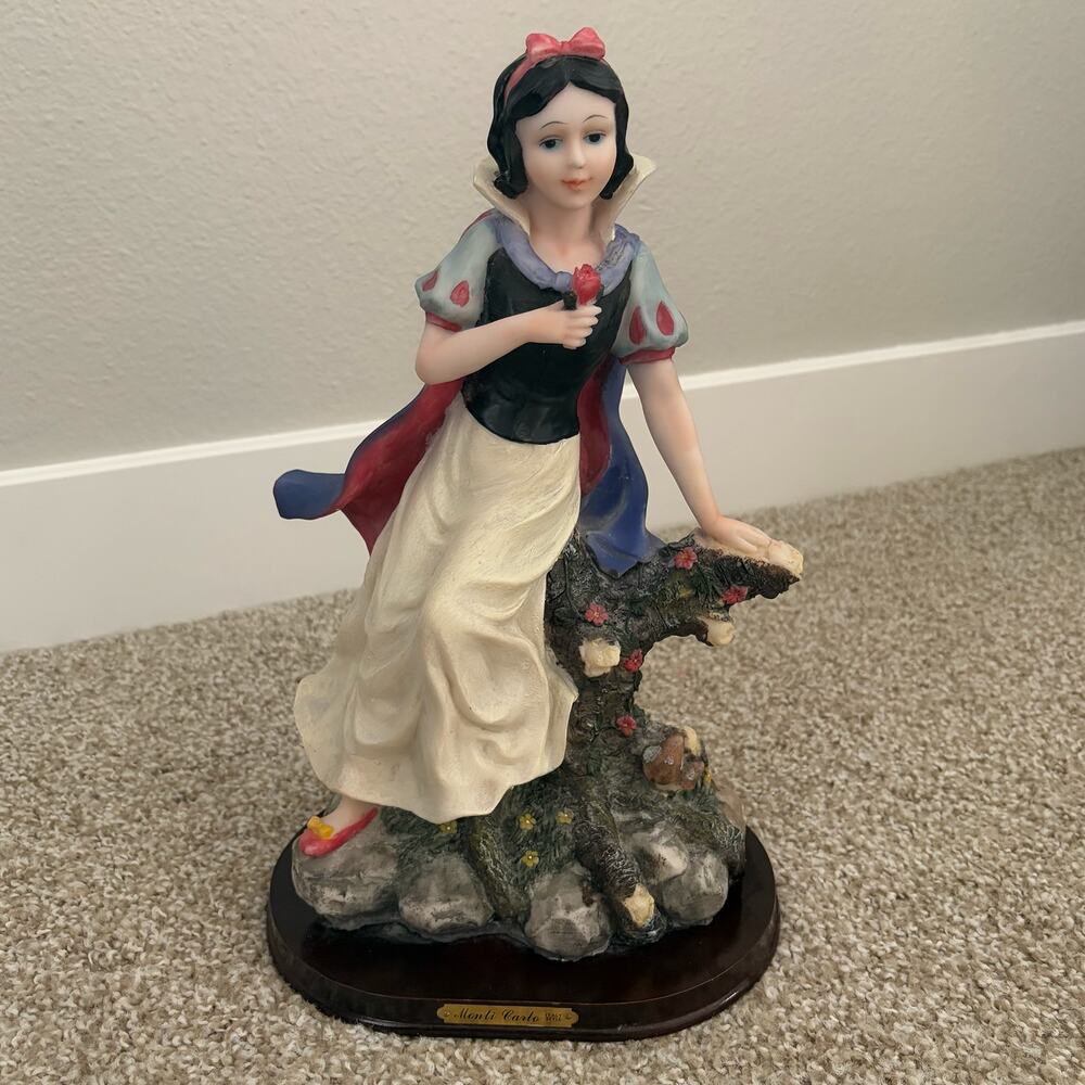 Disney Snow White & The Seven Dwarfs Monti Carlo Ceramic Figure 13"